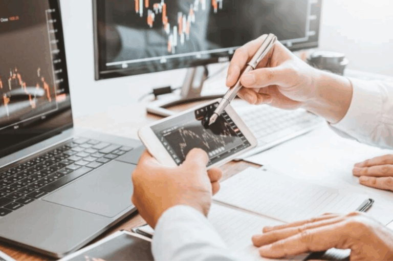 Azioni più sicure su cui investire: migliori 15 titoli da comprare nel 2025