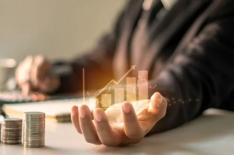 Investire in azioni da dividendo o ETF: guida alle strategie di investimento