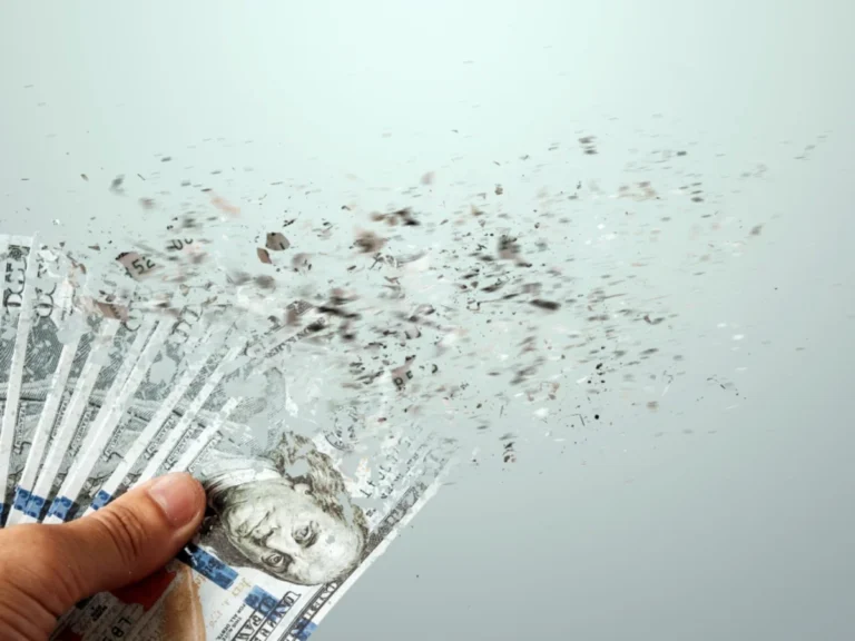 Dedollarizzazione: cosa significa e quali sono le conseguenze sui mercati