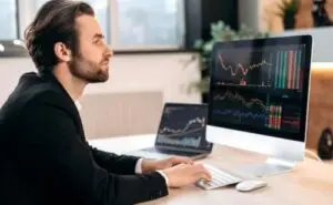 Previsioni azioni Enel