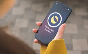 riattivazione Terra (LUNA) su eToro